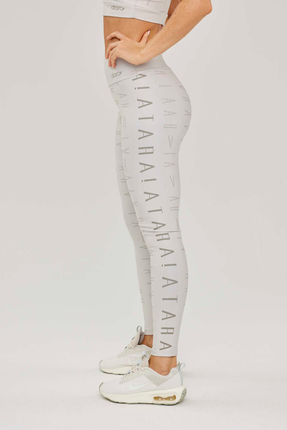 Legging Atara Dourada