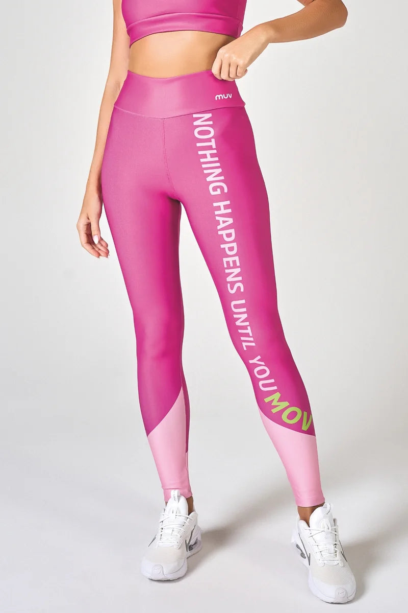 Conjunto Feminino Legging + Top Nadador Nothing Happens Until You Move